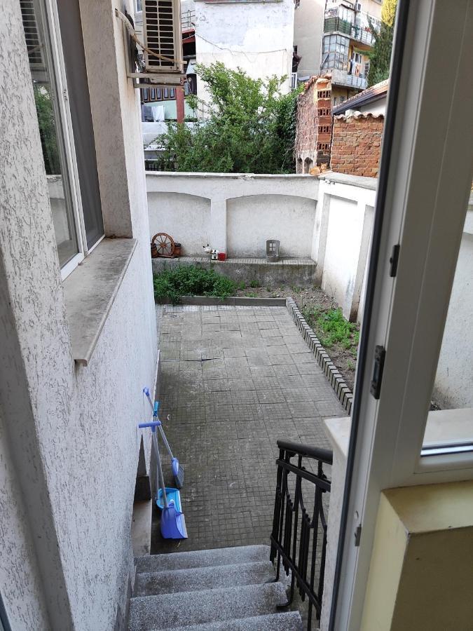Лидер Хаус Хостел Varna Exterior foto